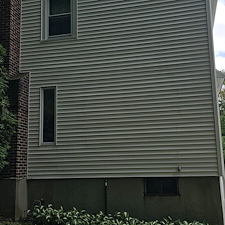 Concrete-patio-cleaning-and-House-wash 2